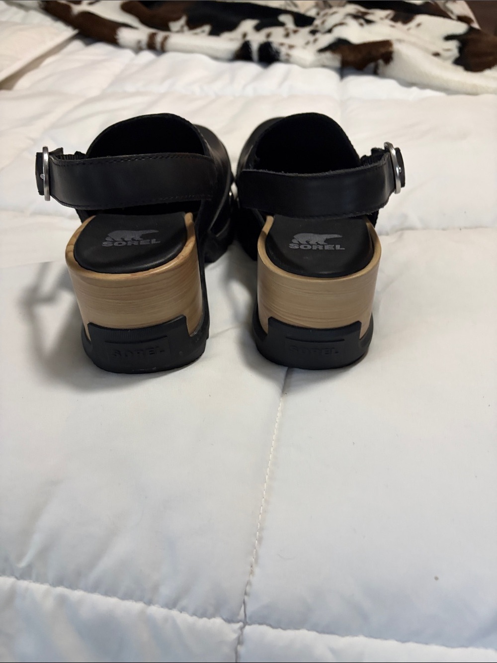 Sorel Black Stud-Trim Slingback Clogs - Picture 4 of 4